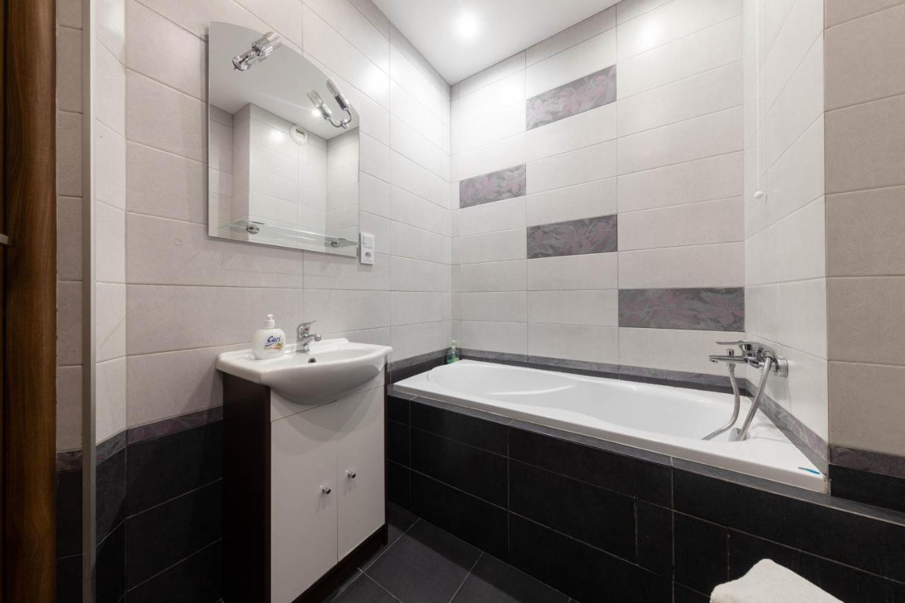 Apartament Z Widokiem Białystok Esterno foto